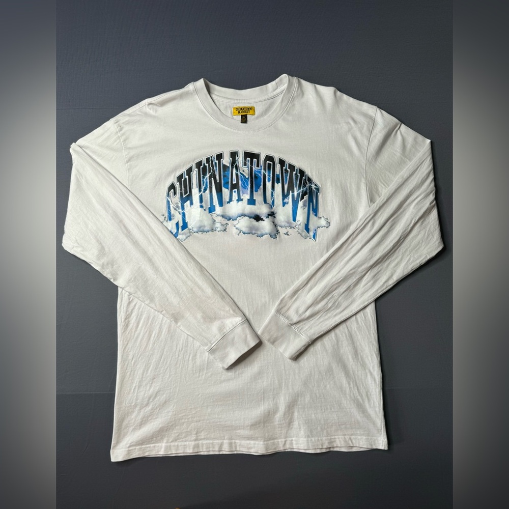 Chinatown Market Blue Electric Cloud Lightning Graphic long-sleeve Men's Size XL